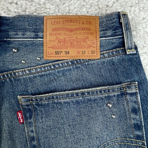 LEVI'S 501 Premium Distressed Studded Slim Fit Button Fly Jeans Mens 32x30 NEW - Picture 11 of 16